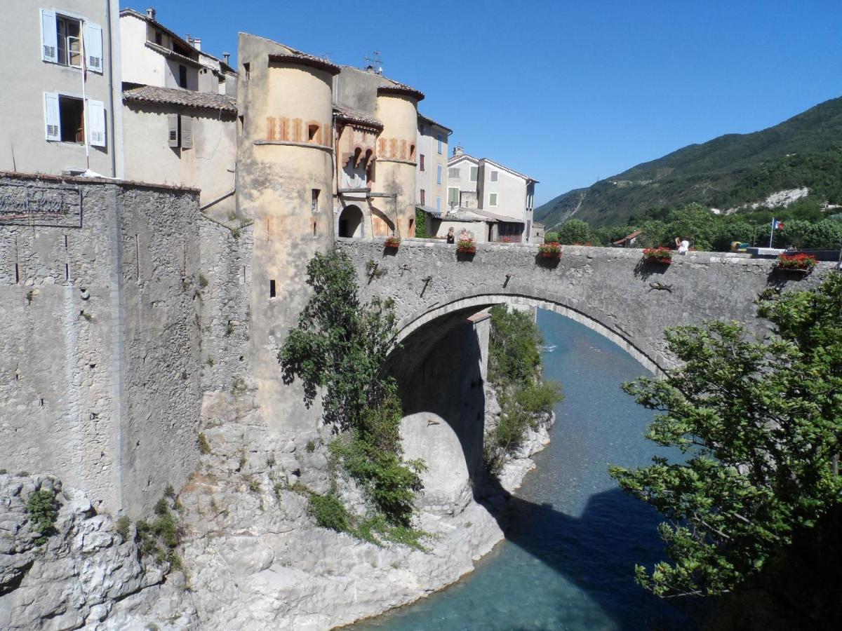 Holiday House Nearby The Lac De Castillon Castellane Exterior photo